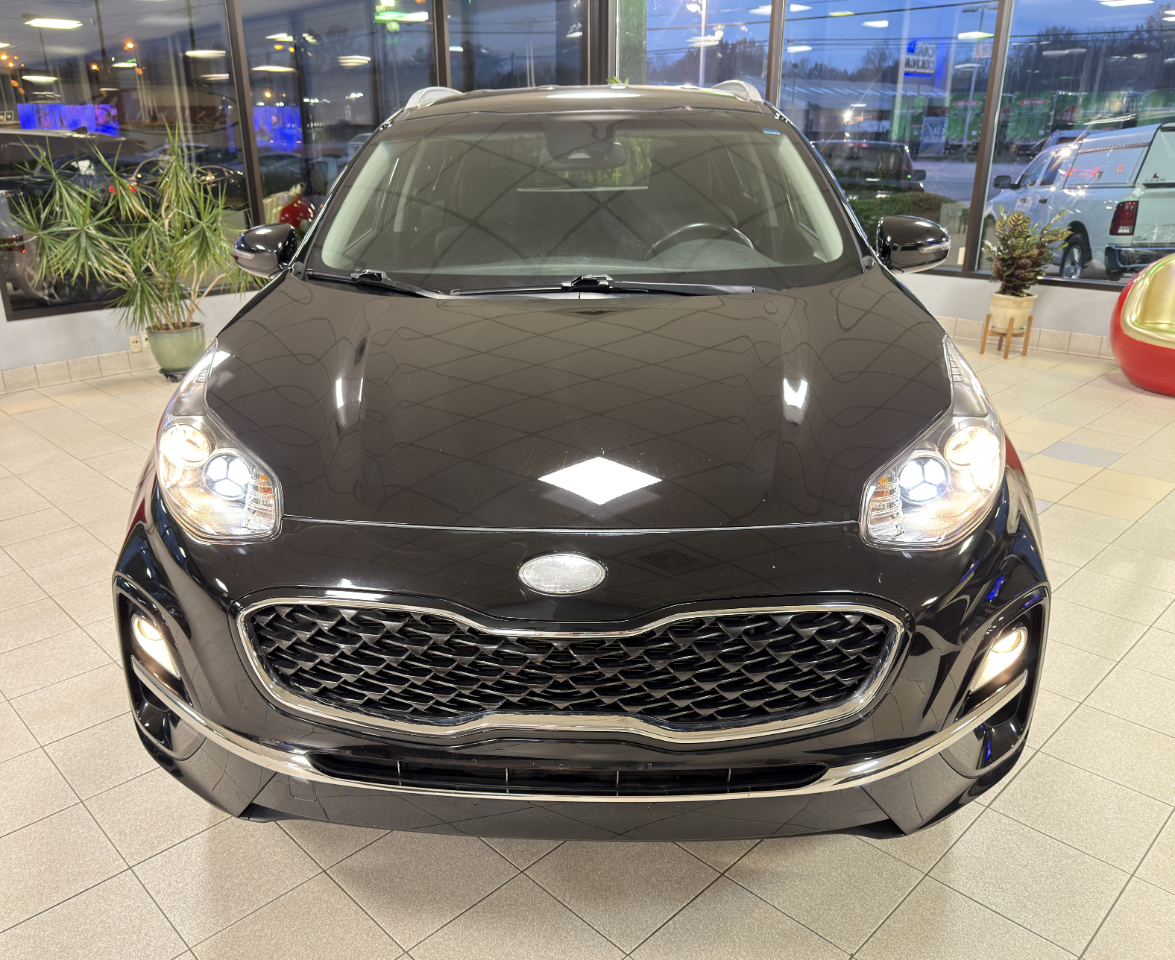 2020 Kia Sportage EX Image 2 of 61