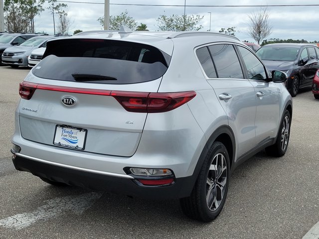 Vehicle image 3 of 31