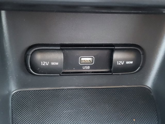 Vehicle image 20 of 29