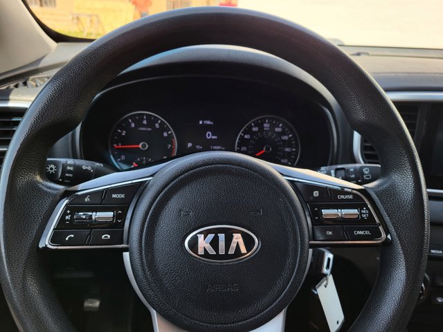 Vehicle image 13 of 29