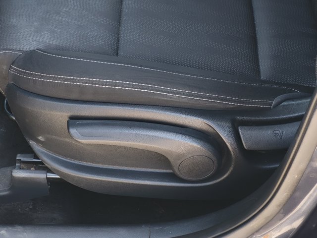 Vehicle image 24 of 29