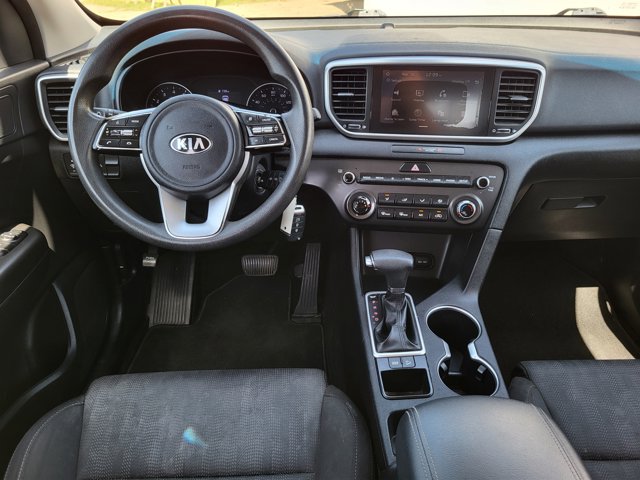 Vehicle image 27 of 29