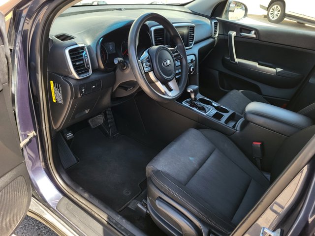 Vehicle image 25 of 29