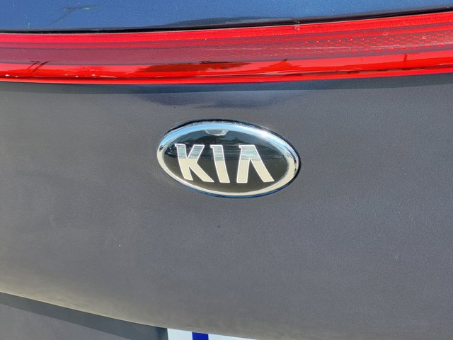 Vehicle image 8 of 29