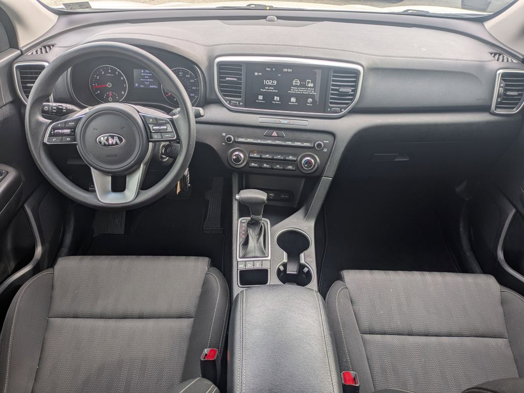 Vehicle image 14 of 25
