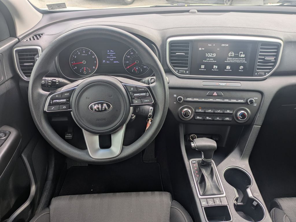 Vehicle image 15 of 25