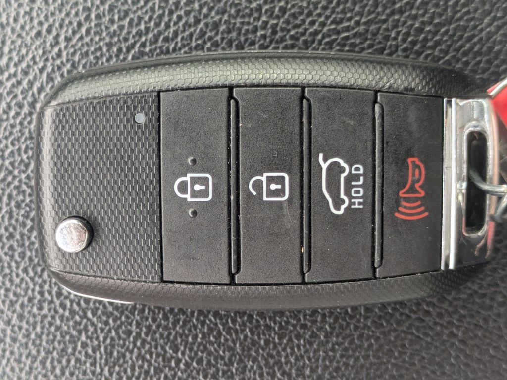 Vehicle image 25 of 25