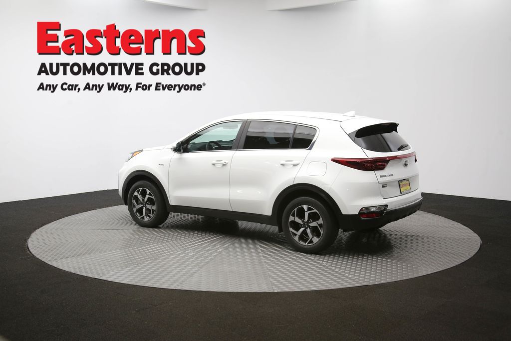 Vehicle image 33 of 61