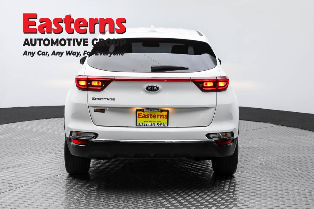 Vehicle image 26 of 61