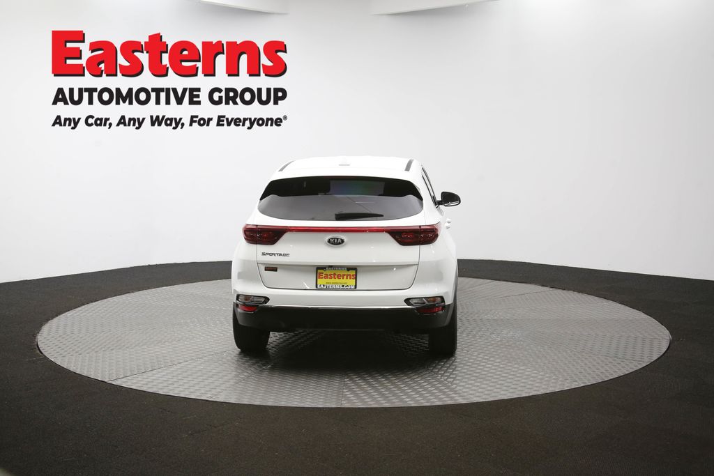 Vehicle image 27 of 61