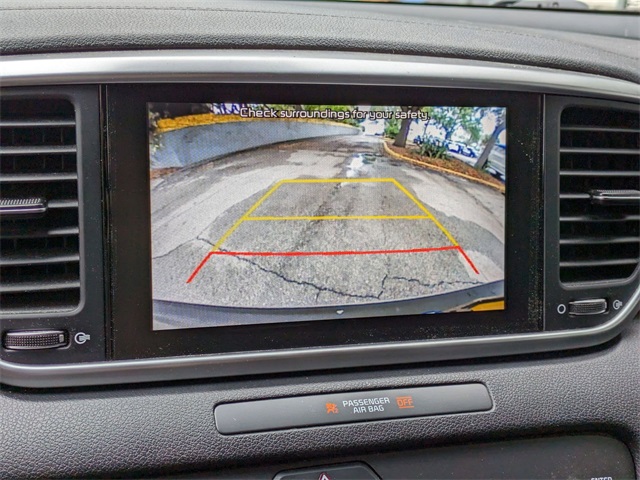 Vehicle image 9 of 23