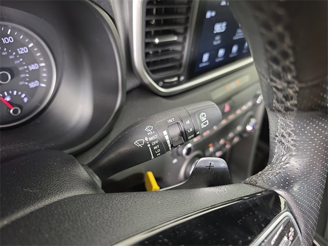 Vehicle image 24 of 36