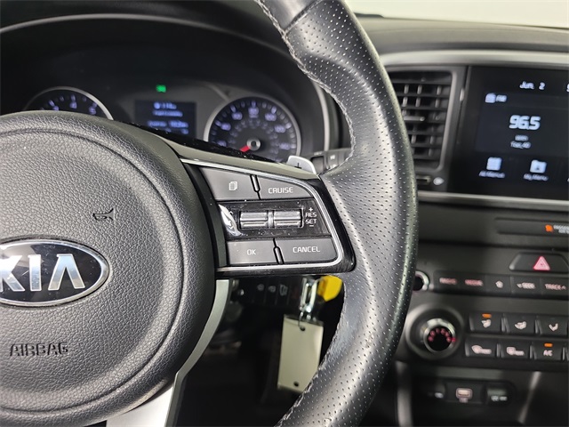 Vehicle image 22 of 36