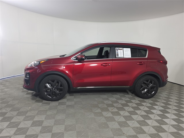 Vehicle image 9 of 36