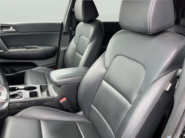 Vehicle image 12 of 37