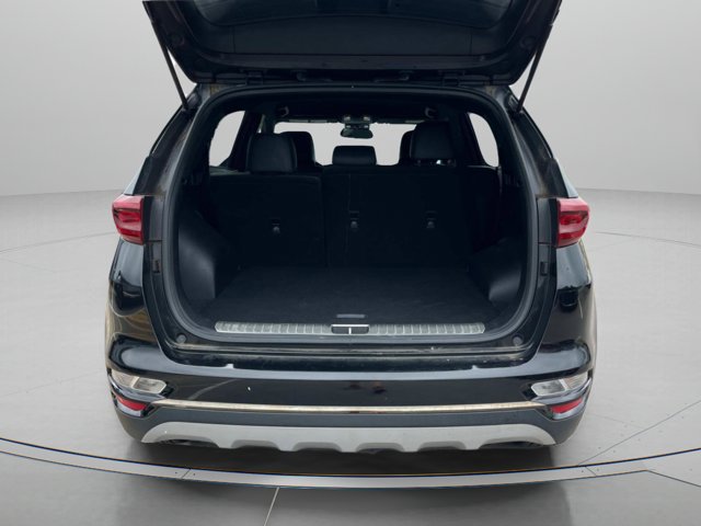 Vehicle image 10 of 37