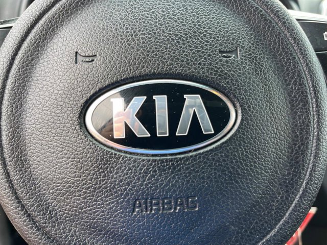 Vehicle image 17 of 37