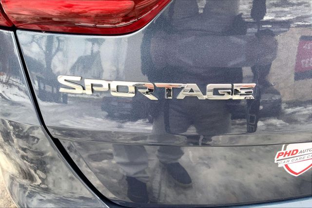 2020 Kia Sportage S Image 9 of 37