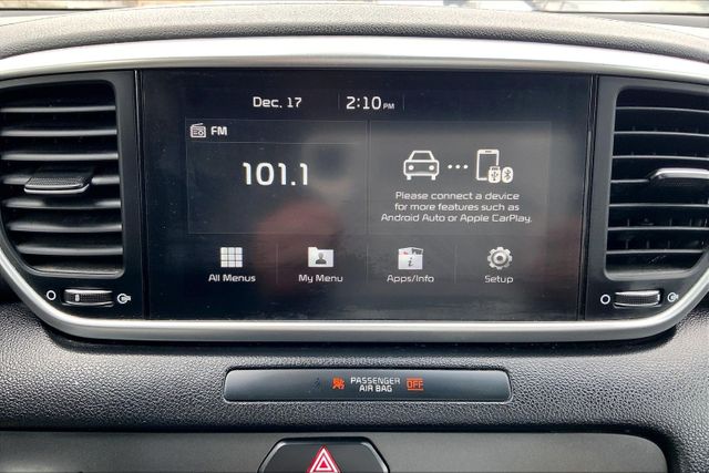 2020 Kia Sportage S Image 22 of 37