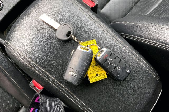 2020 Kia Sportage S Image 28 of 37