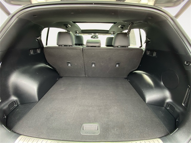 Vehicle image 15 of 36