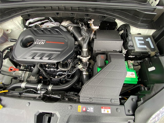 Vehicle image 9 of 36