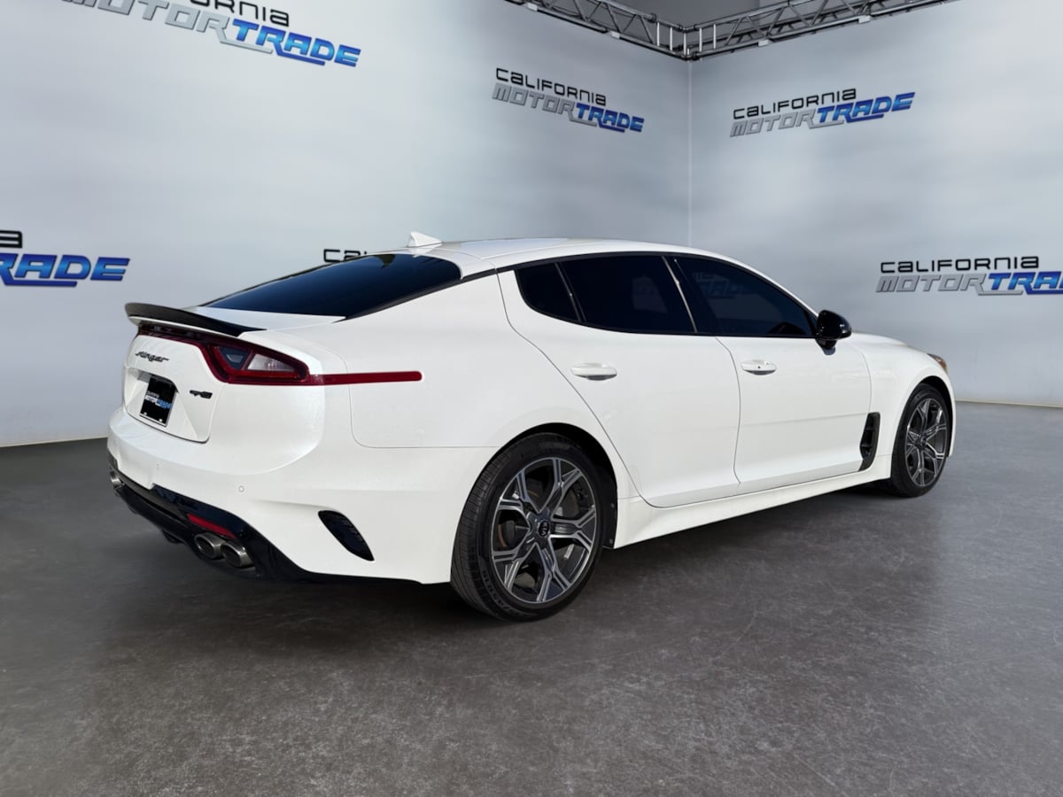 2020 Kia Stinger GT-Line Image 5 of 19