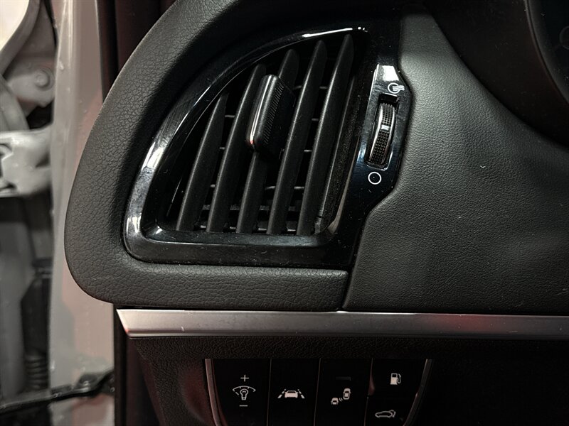 2020 Kia Stinger GT2 Image 43 of 47