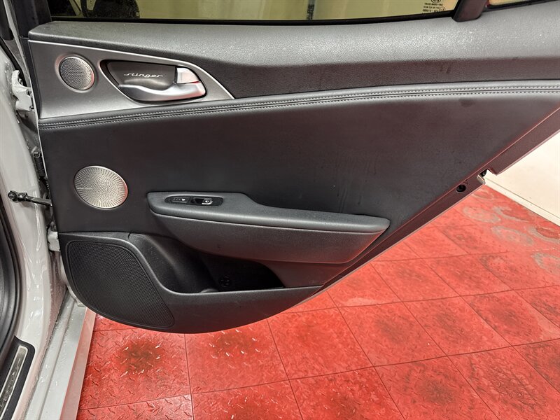 2020 Kia Stinger GT2 Image 41 of 47