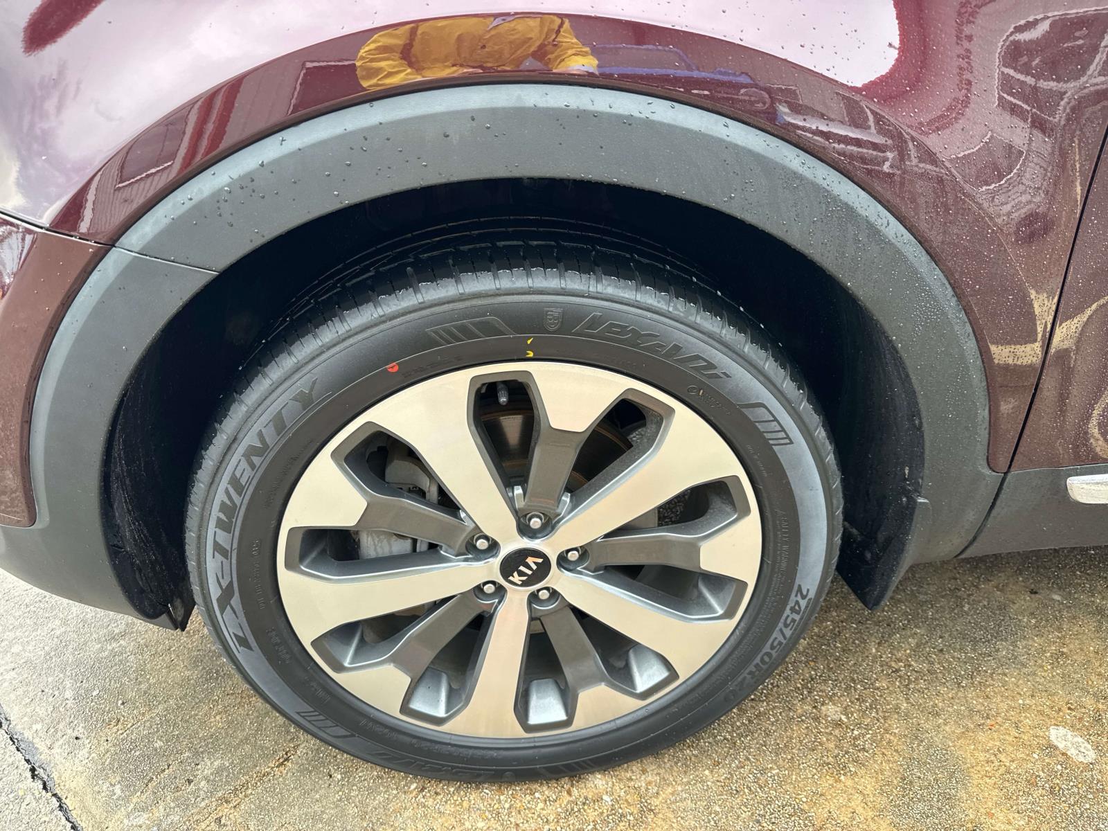 Vehicle image 6 of 28