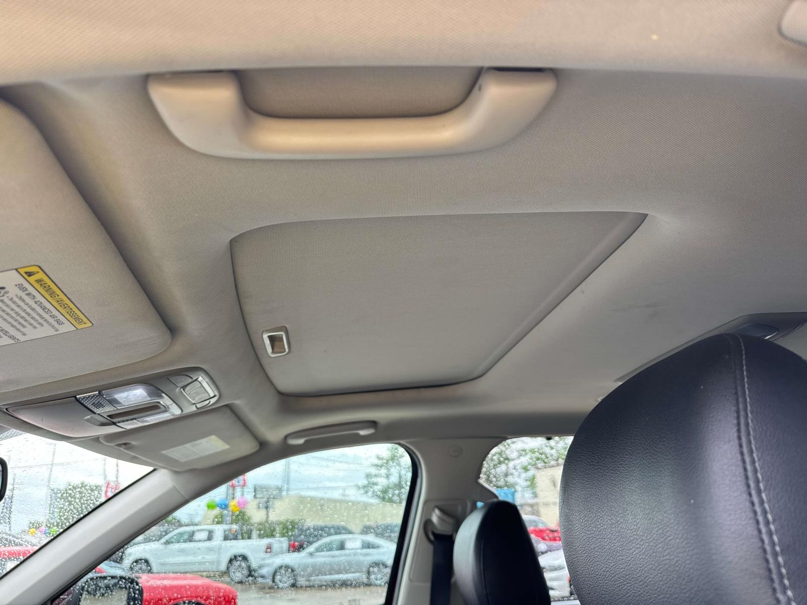 Vehicle image 20 of 28