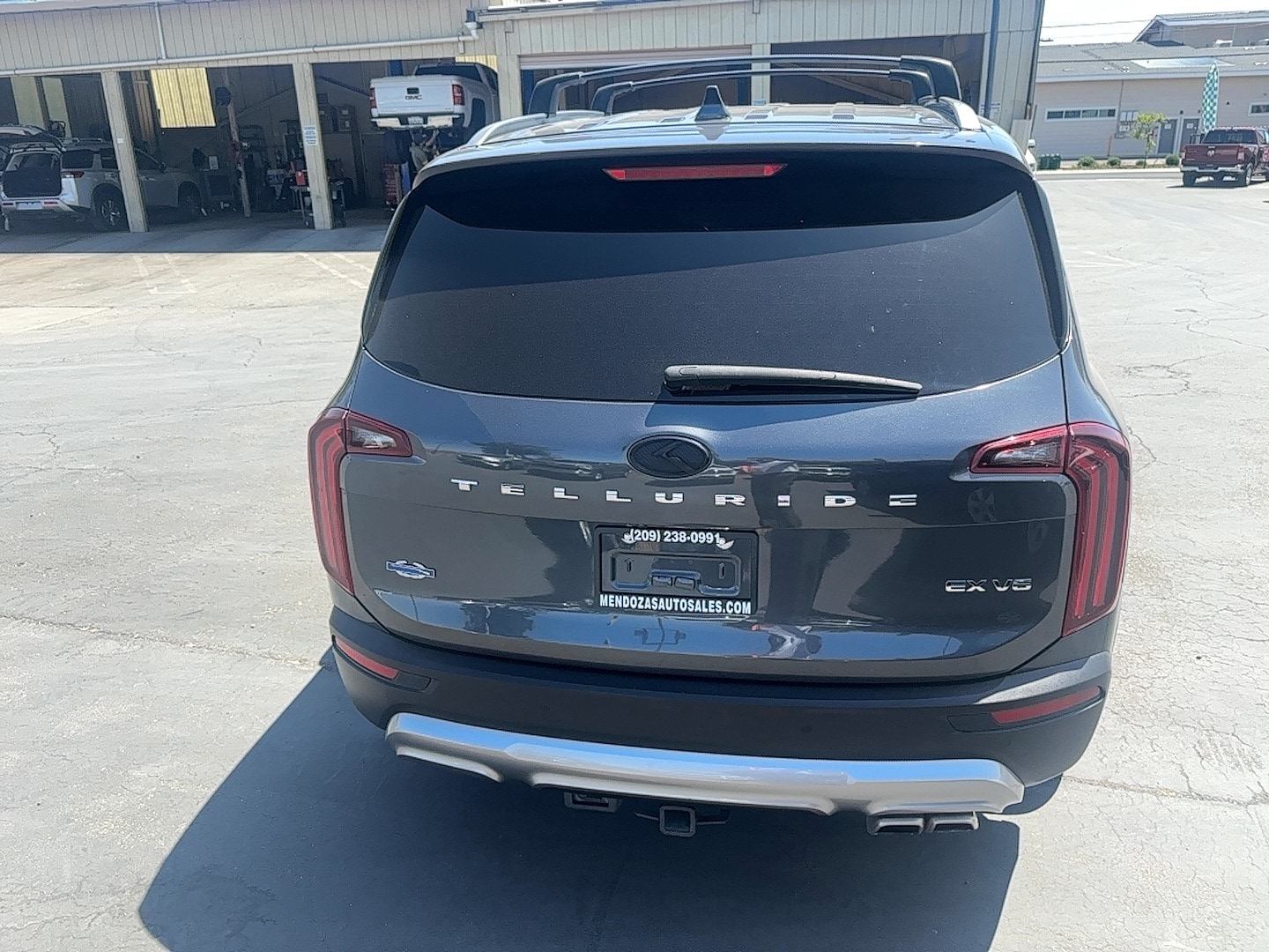 Vehicle image 7 of 15