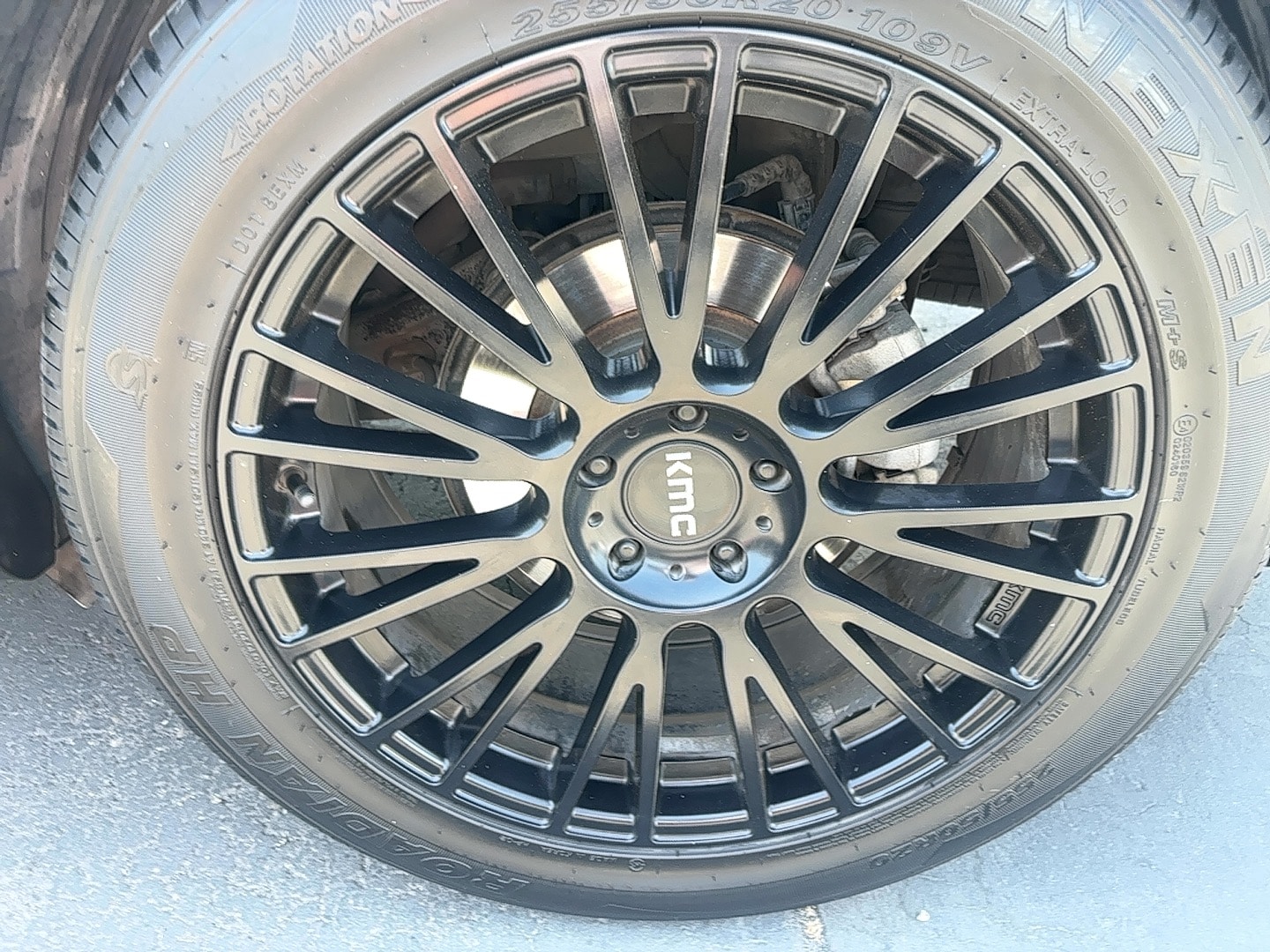 Vehicle image 8 of 15