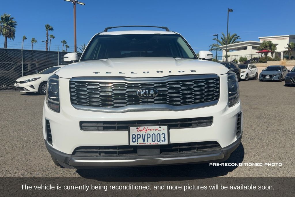 2020 Kia Telluride EX Image 2 of 21