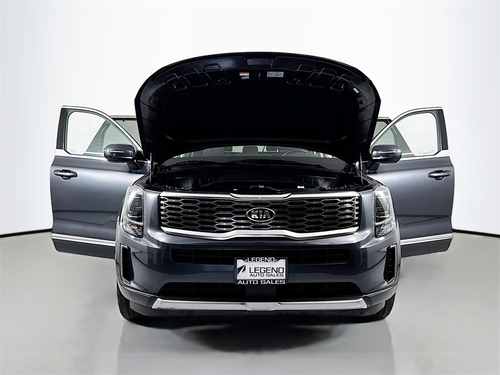 Vehicle image 4 of 42