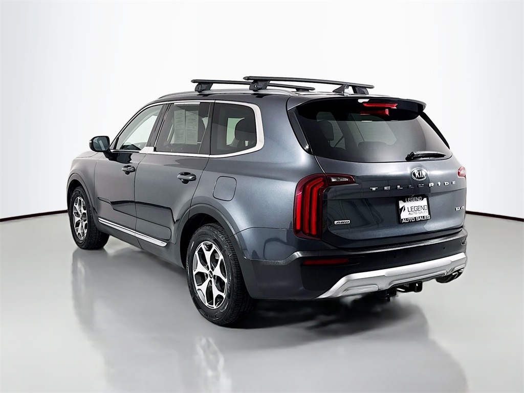 Vehicle image 14 of 42