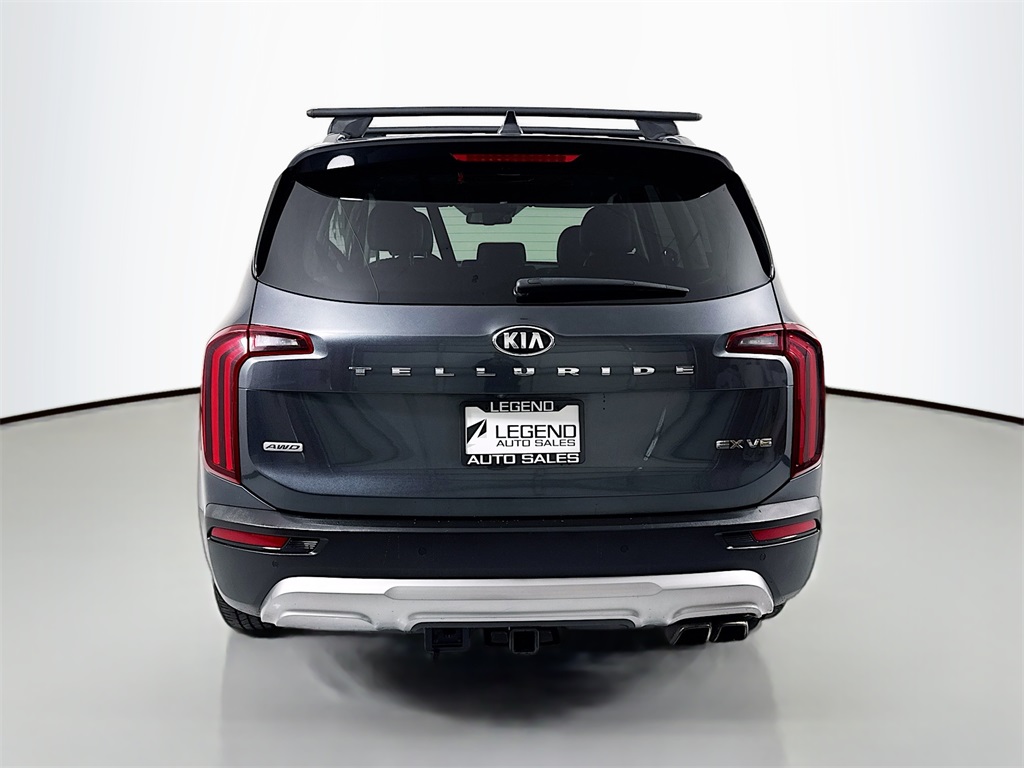 Vehicle image 11 of 42