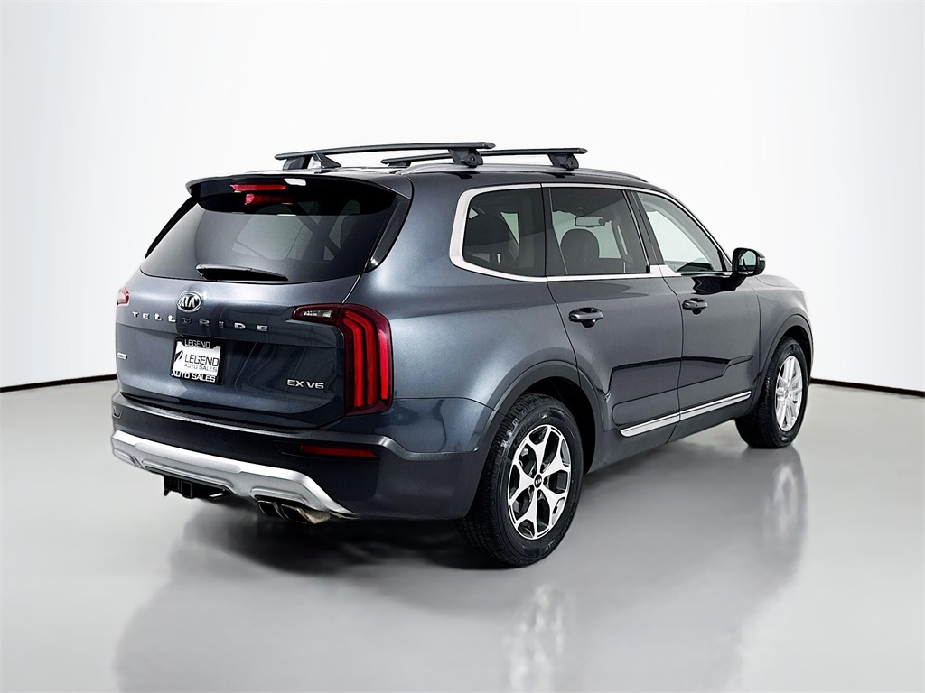 Vehicle image 9 of 42