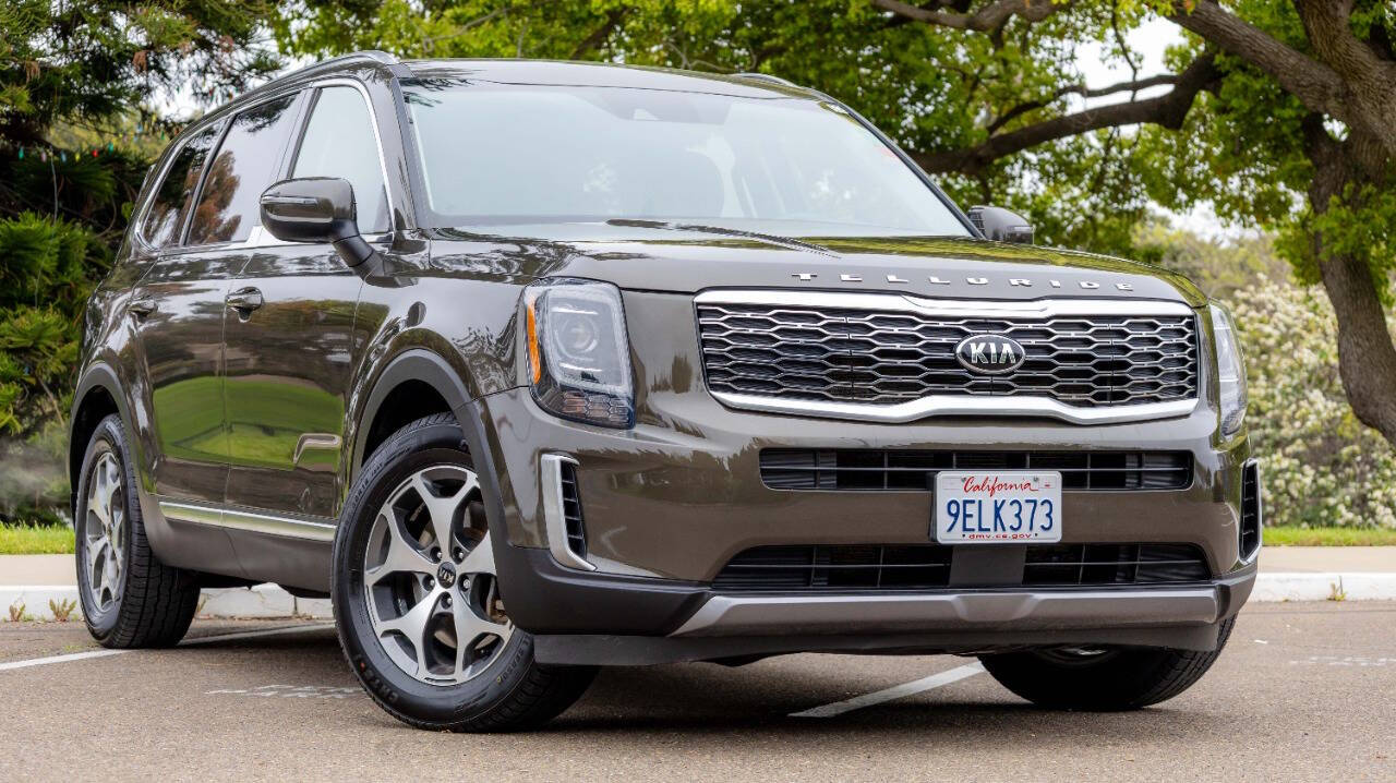 Vehicle image 6 of 32