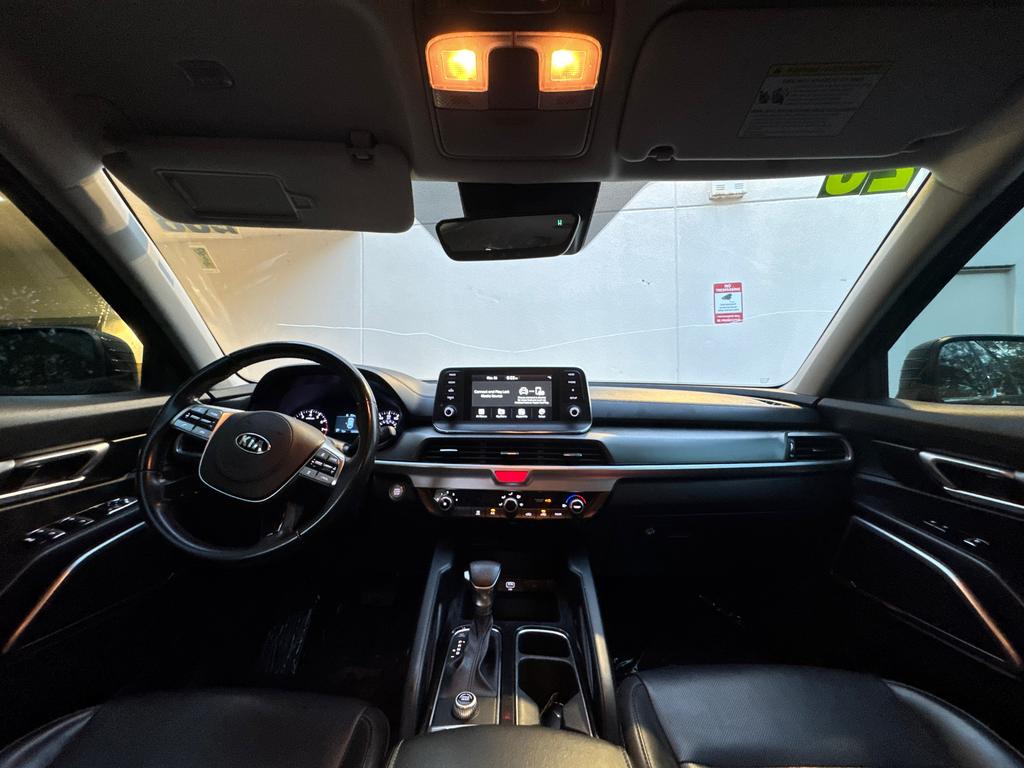 Vehicle image 22 of 23