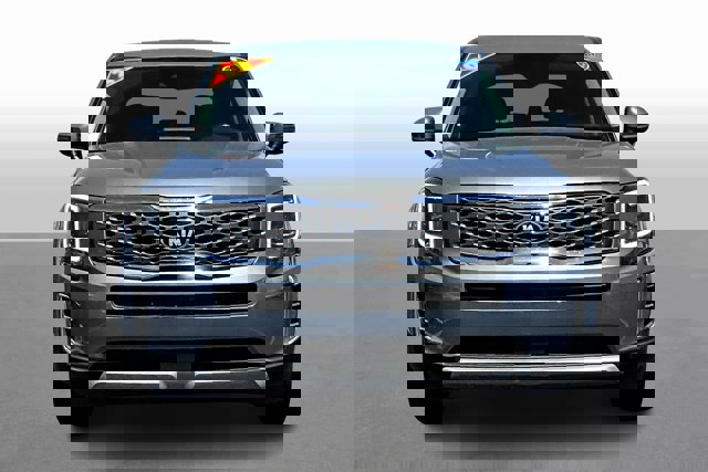 Vehicle image 2 of 33