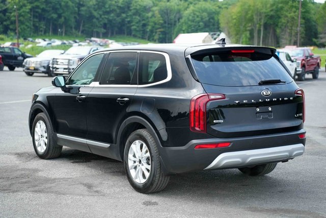 Vehicle image 7 of 43