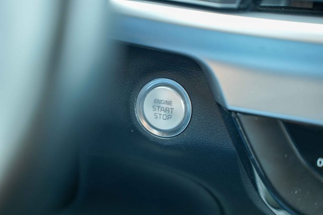 Vehicle image 35 of 43