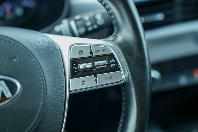 Vehicle image 29 of 43