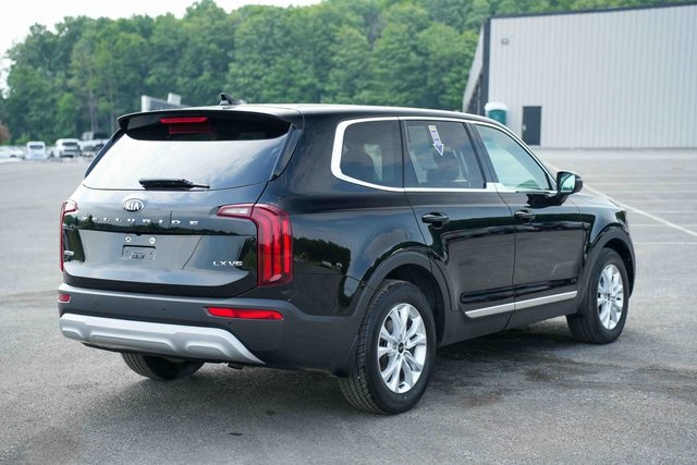 Vehicle image 5 of 43