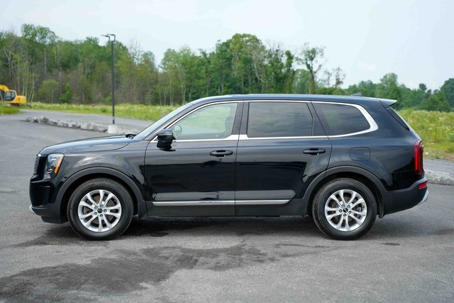 Vehicle image 8 of 43