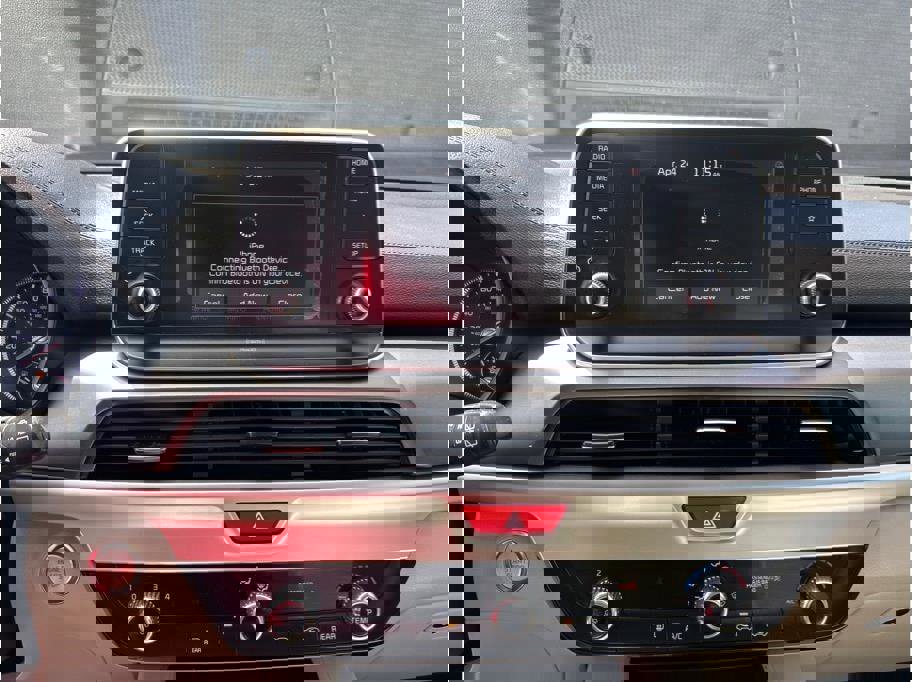 Vehicle image 24 of 35