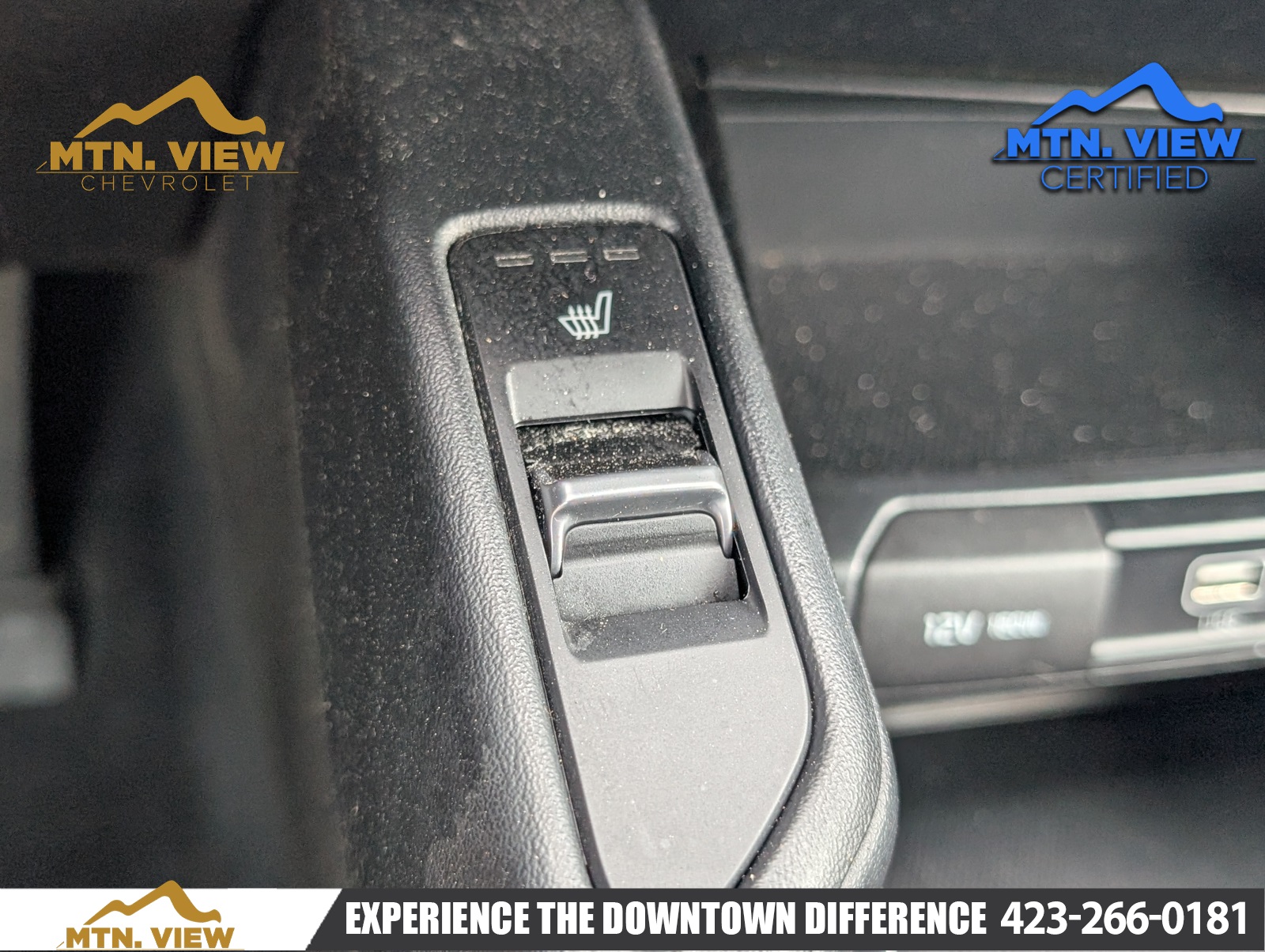 Vehicle image 21 of 36