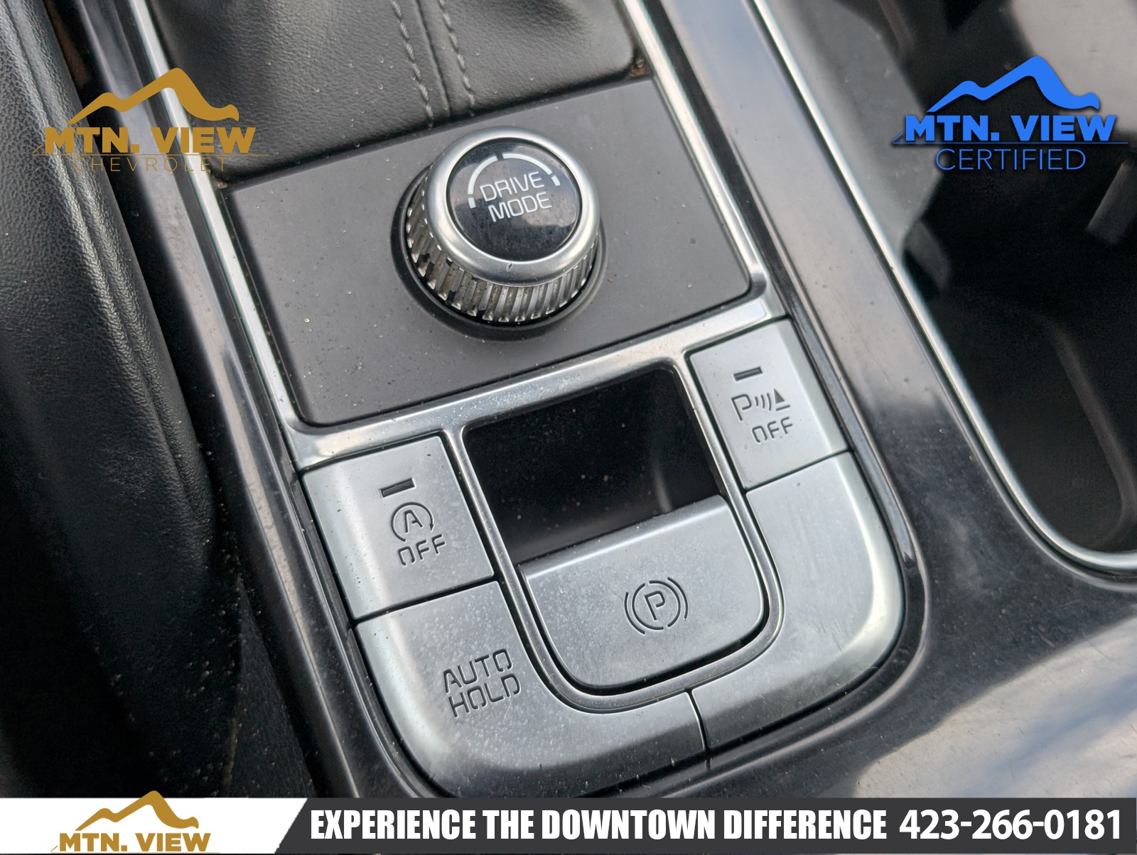Vehicle image 25 of 36