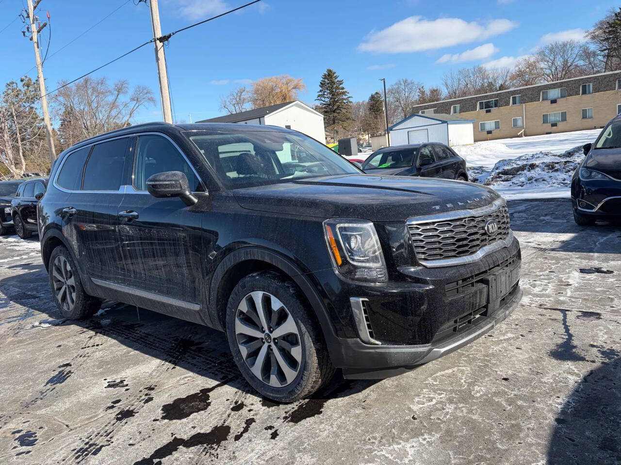 2020 Kia Telluride S Image 3 of 12